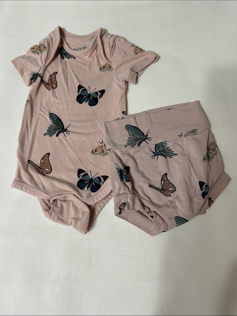 Kyte BABY Butterfly Onsie and Bloomie set, 0-3 mo